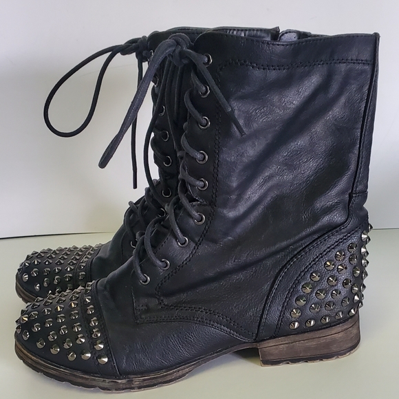 breckelles black boots